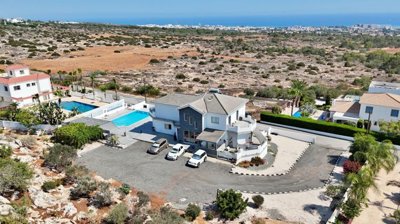 711663-detached-villa-for-sale-in-paralimnior