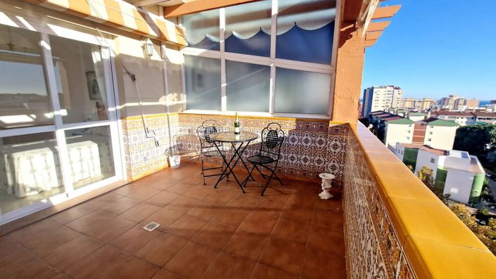 Image No.1-4 Bed Apartment for sale