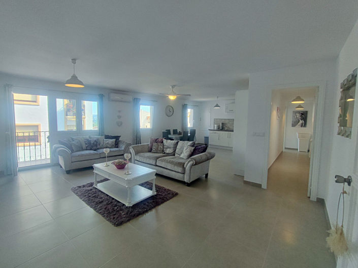 Image No.1-3 Bed Apartment for sale