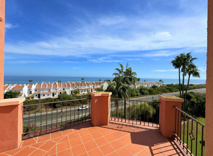 Image No.1-3 Bed Apartment for sale