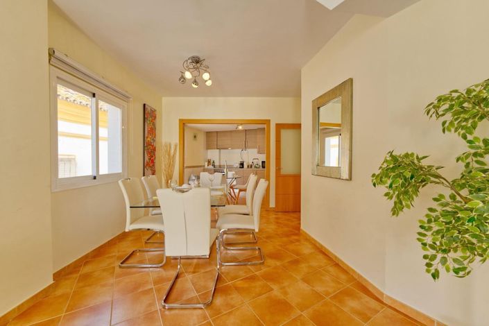 Image No.1-3 Bed Apartment for sale