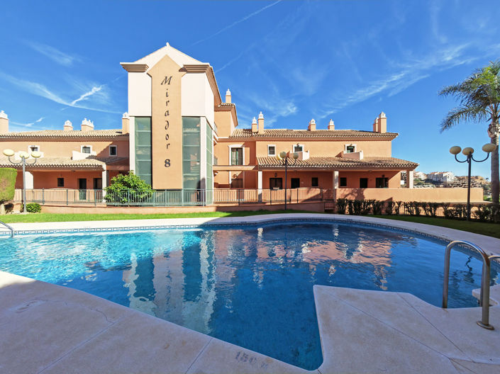 Image No.1-Appartement de 3 chambres à vendre à Elviria
