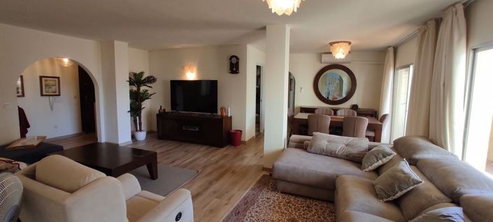 Image No.1-4 Bed Apartment for sale