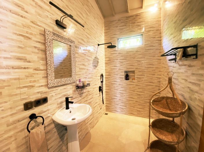 Image No.2-2 Bed Villa for sale