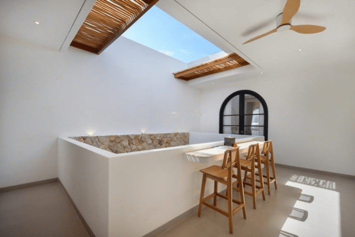 Image No.8-2 Bed Villa for sale