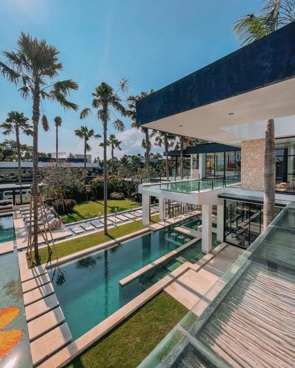 Image No.3-5 Bed Villa for sale