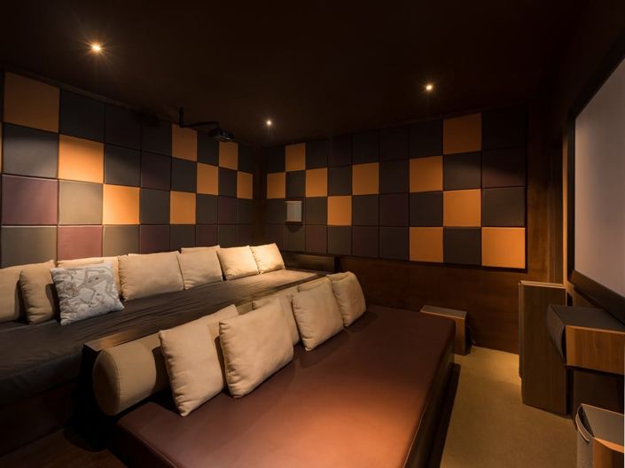 Image No.4-7 Bed Villa for sale