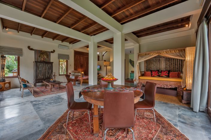 Image No.2-4 Bed Villa for sale