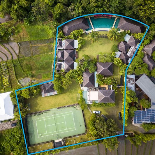 Image No.2-6 Bed Villa for sale