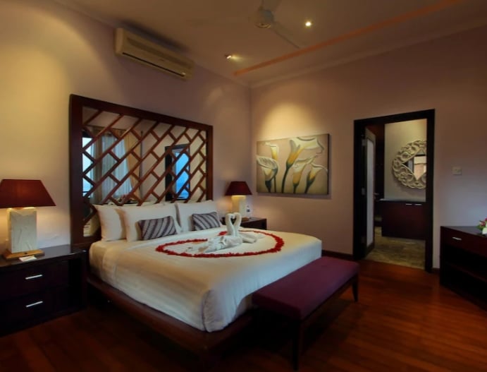 Image No.2-3 Bed Villa for sale