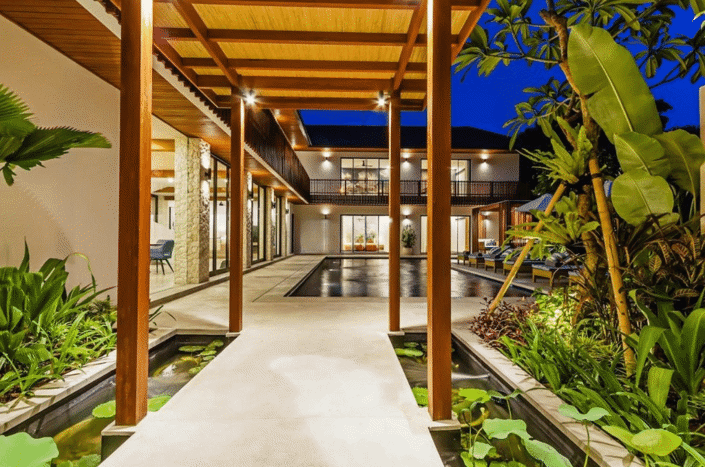 Image No.3-Villa de 6 chambres à vendre à Seminyak