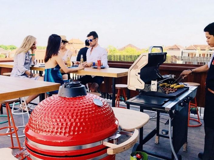 Image No.2-98 Bed Hotel for sale