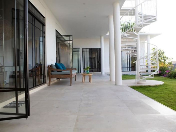 Image No.2-Villa de 5 chambres à vendre à Bali