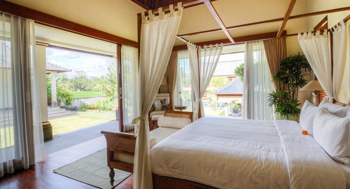 Image No.2-4 Bed Villa for sale