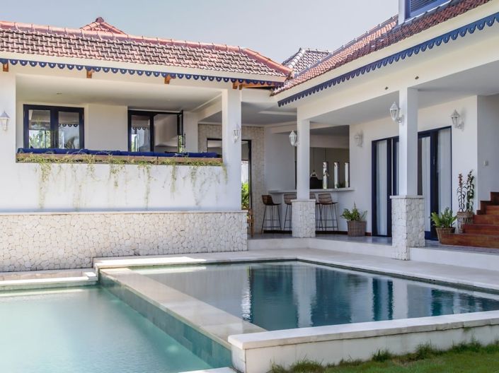 Image No.1-4 Bed Villa for sale