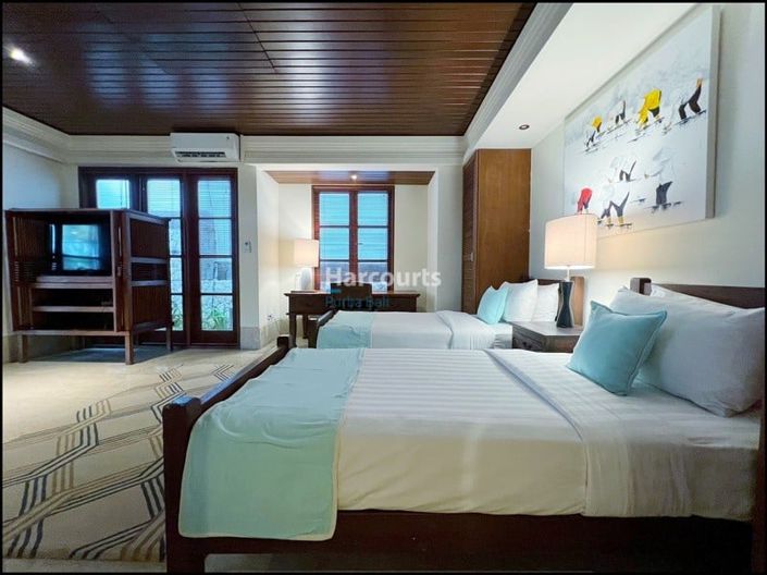 Image No.2-3 Bed Villa for sale