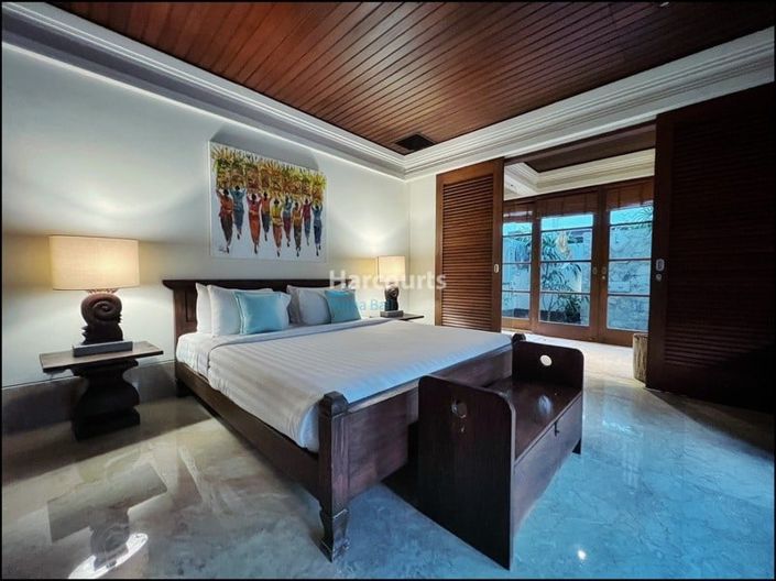 Image No.6-3 Bed Villa for sale