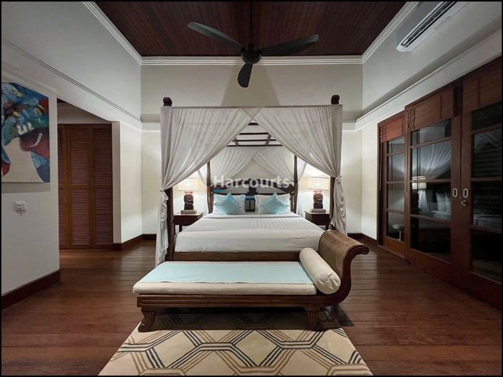 Image No.7-3 Bed Villa for sale