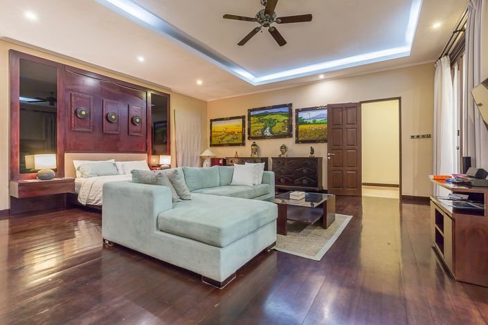 Image No.4-4 Bed Villa for sale