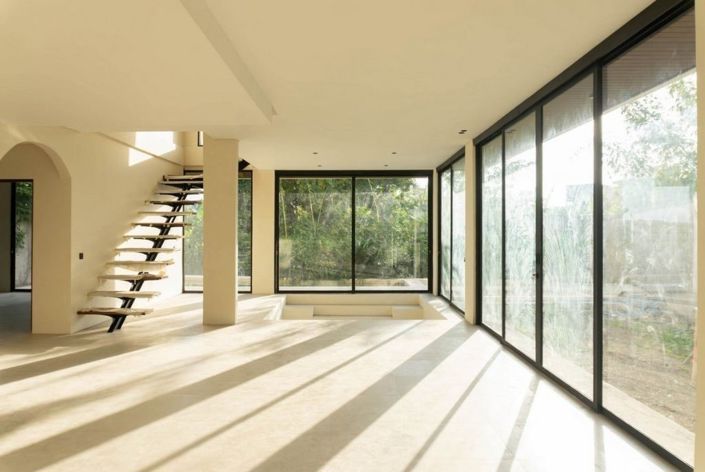 Image No.1-3 Bed Villa for sale