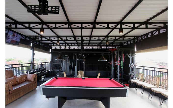 Image No.2-8 Bed House for sale