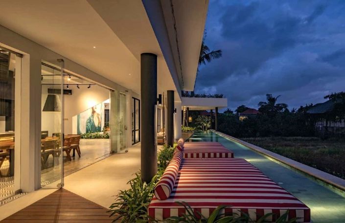 Image No.2-Villa de 5 chambres à vendre à Canggu