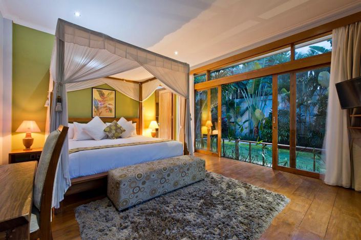 Image No.3-4 Bed Villa for sale