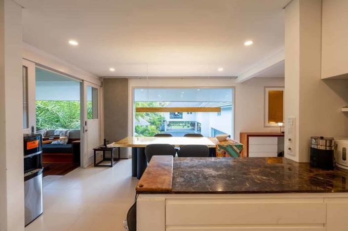 Image No.3-10 Bed Villa for sale