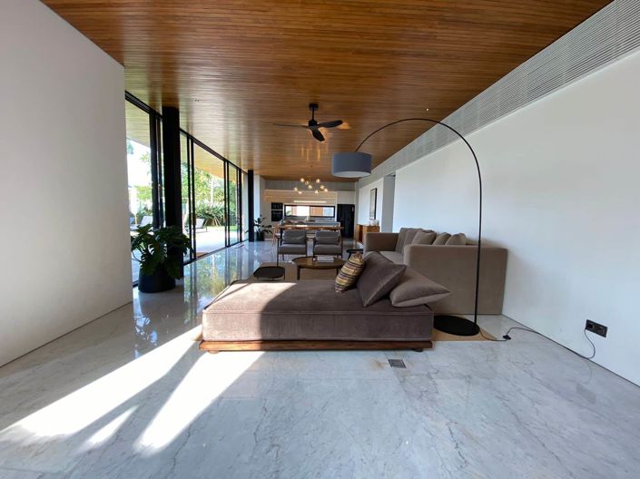 Image No.2-6 Bed Villa for sale