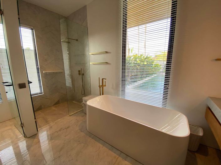 Image No.9-6 Bed Villa for sale