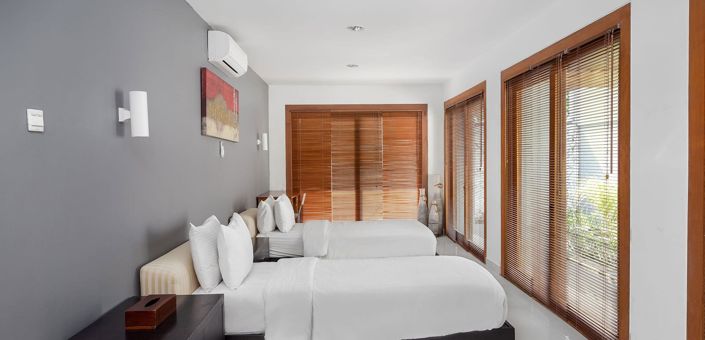 Image No.9-10 Bed Villa for sale