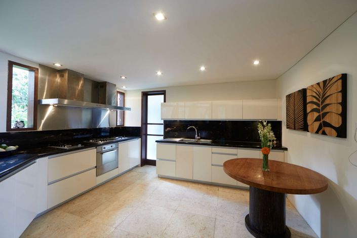 Image No.9-4 Bed Villa for sale