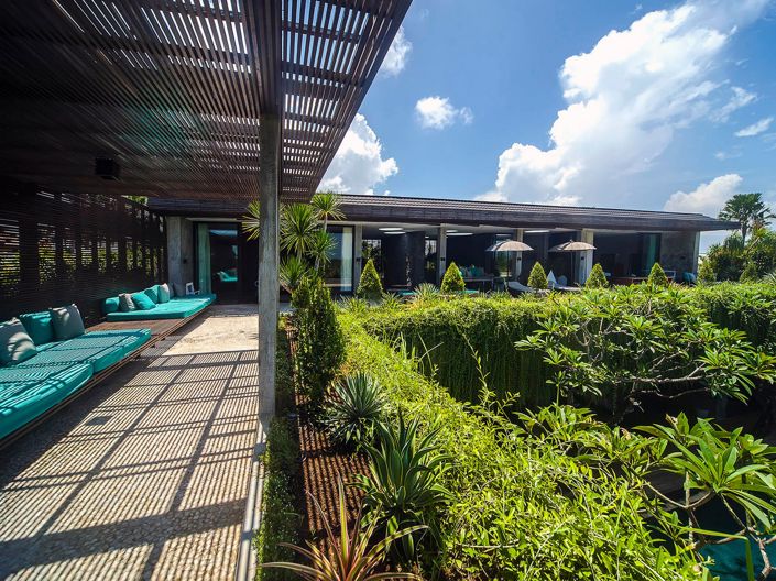 Image No.7-7 Bed Villa for sale