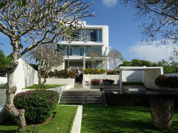 Image No.3-3 Bed Villa for sale