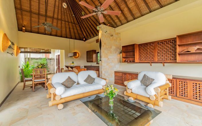 Image No.2-4 Bed Villa for sale