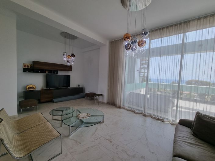 Image No.7-3 Bed Apartment for sale