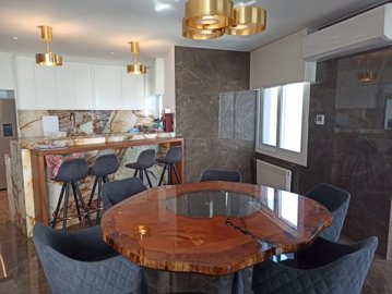 346343-penthouse-for-sale-in-molosfull