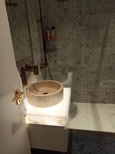 Image No.9-3 Bed Apartment for sale