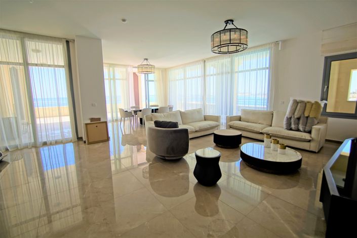 Image No.1-4 Bed Apartment for sale