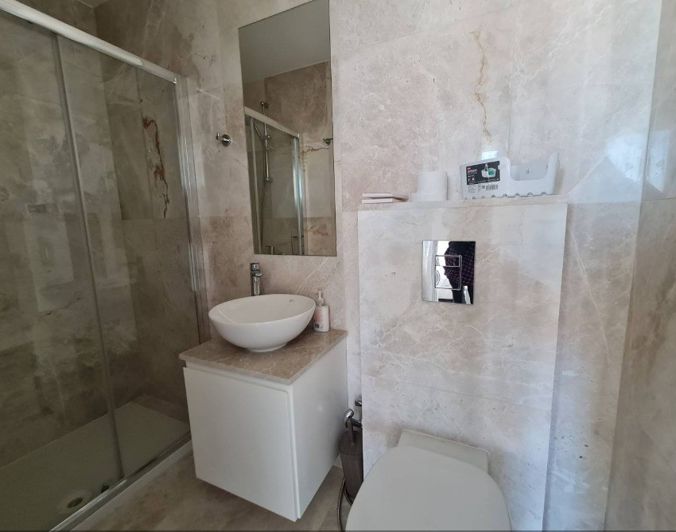 Image No.8-3 Bed Apartment for sale