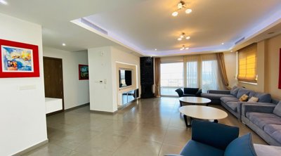 396284-penthouse-for-sale-in-select-locationf