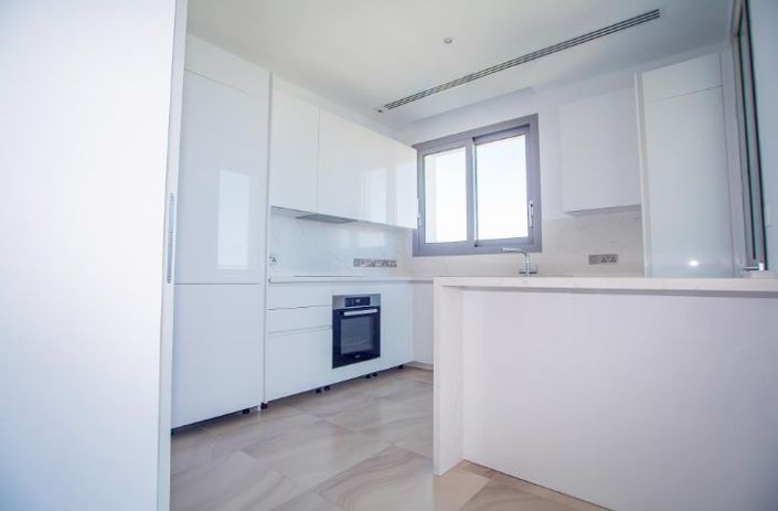 Image No.4-Appartement de 2 chambres à vendre à Agios Tychonas