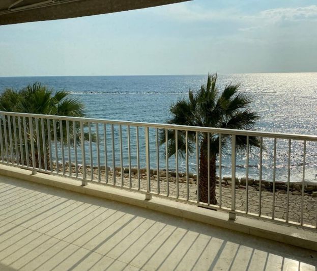 Image No.10-3 Bed Apartment for sale