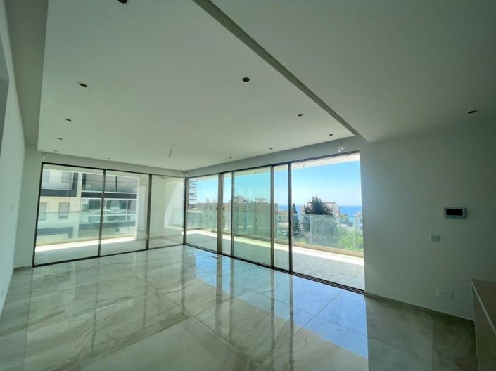 Image No.3-Appartement de 2 chambres à vendre à Agios Tychonas