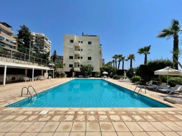 1 - Agios Tychonas, Appartement