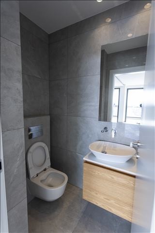 Image No.9-3 Bed Apartment for sale