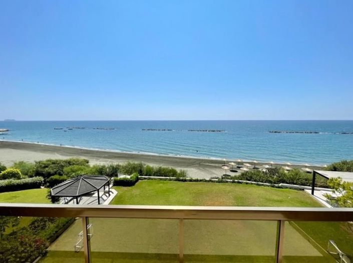 Image No.1-4 Bed Apartment for sale