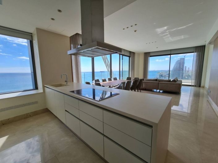 Image No.7-4 Bed Apartment for sale