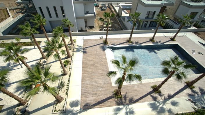 Image No.2-Appartement de 2 chambres à vendre à Mouttagiaka