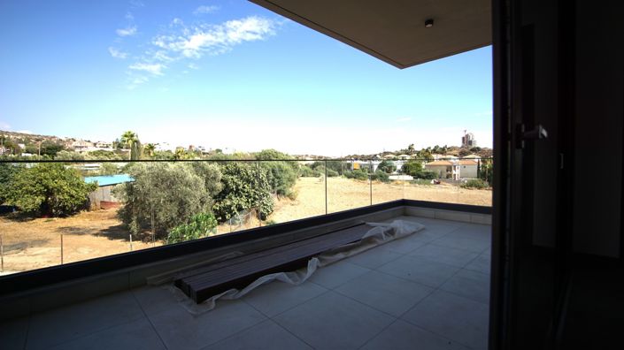 Image No.5-Appartement de 2 chambres à vendre à Mouttagiaka